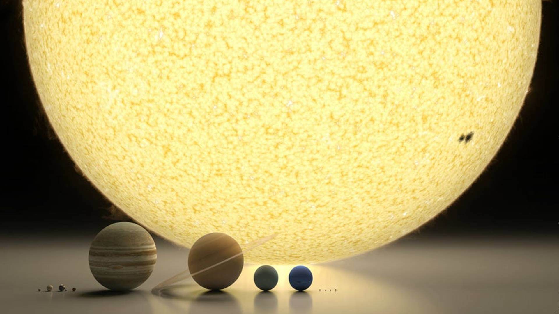 Solar System to scale