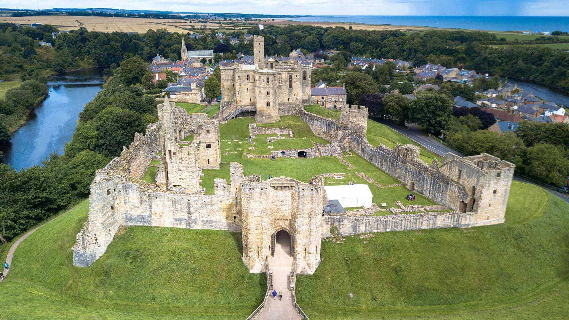 Aerial photo of Warkworth Castle