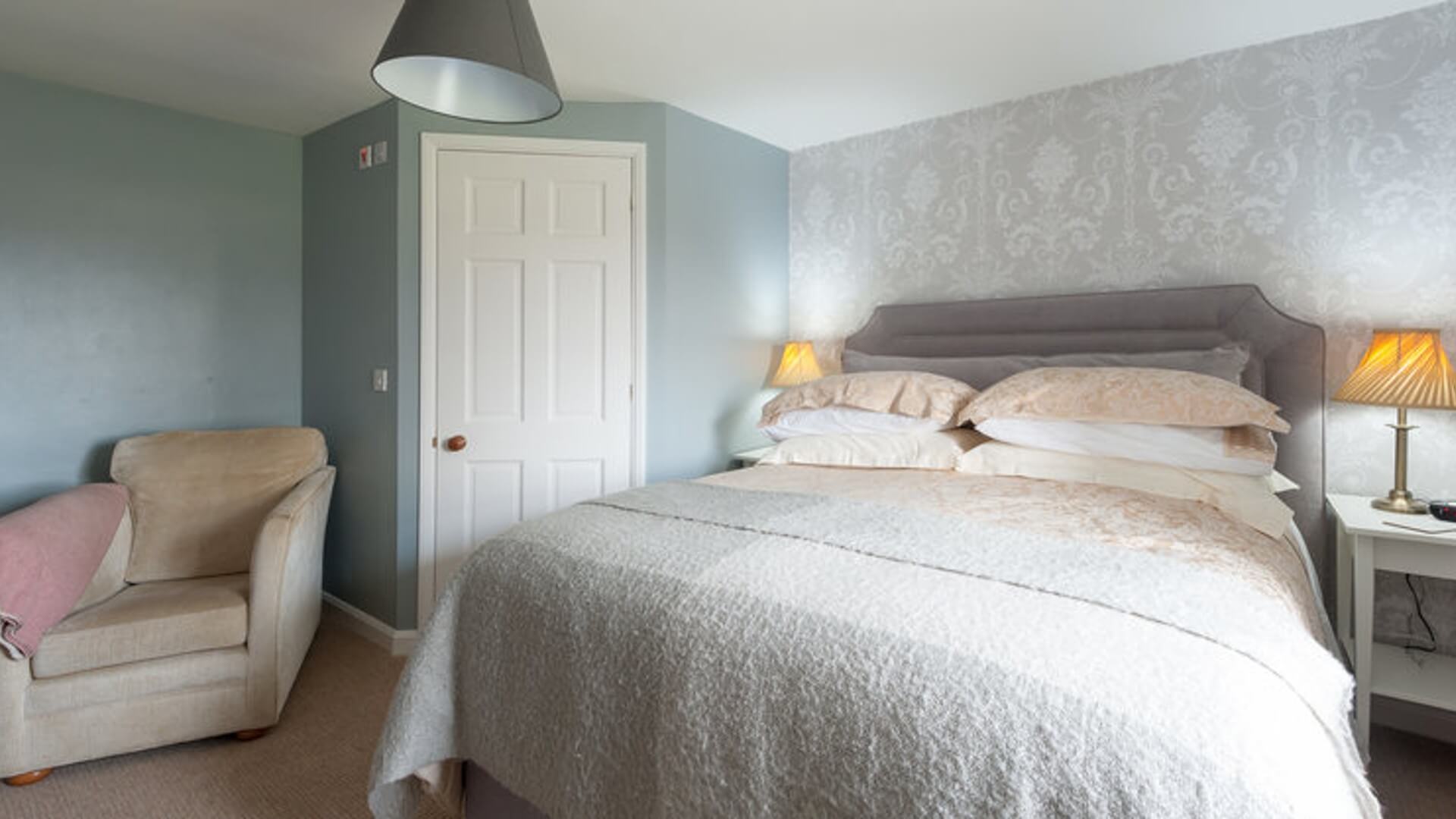 B&B bedroom