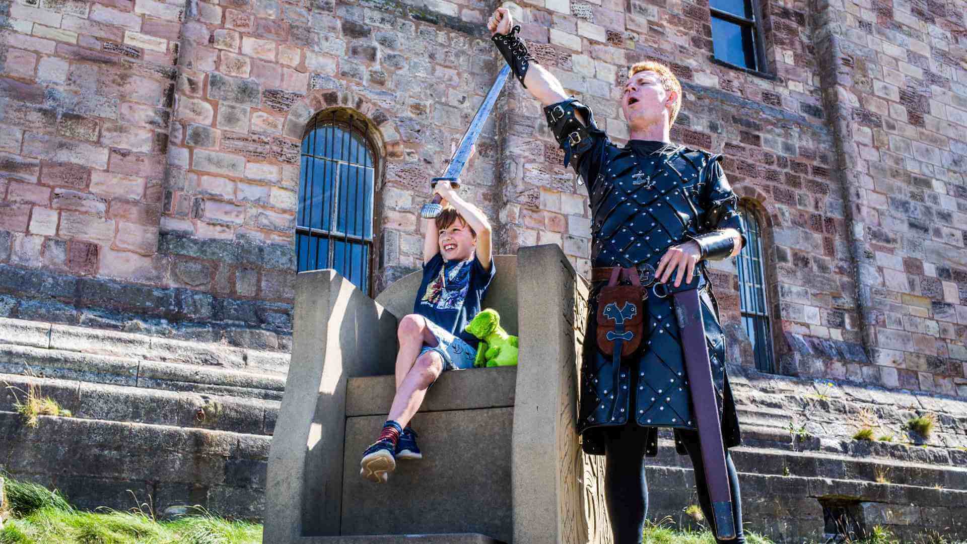 Ragnor Lundgren with young visitor