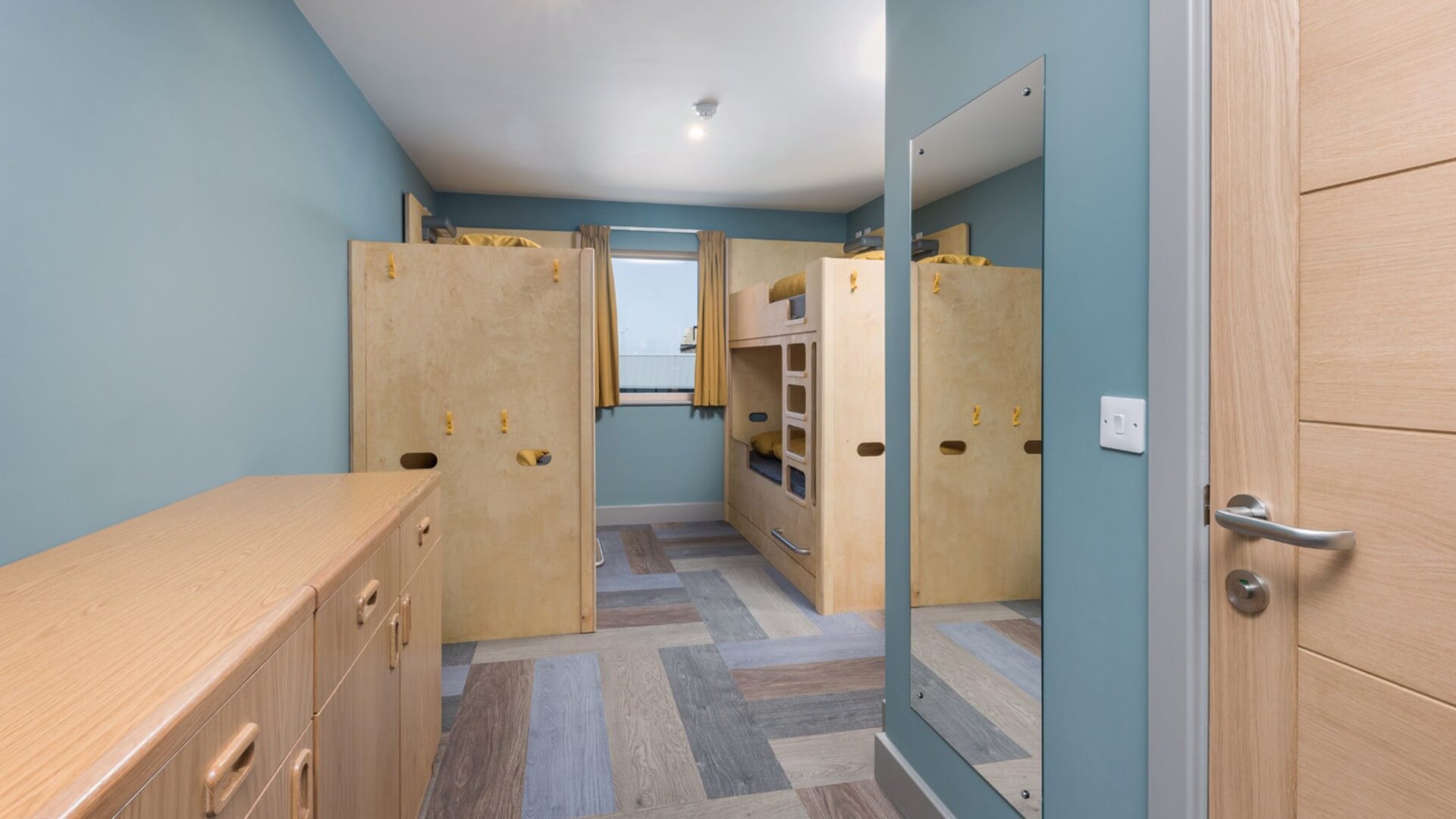 Bedroom bunk beds