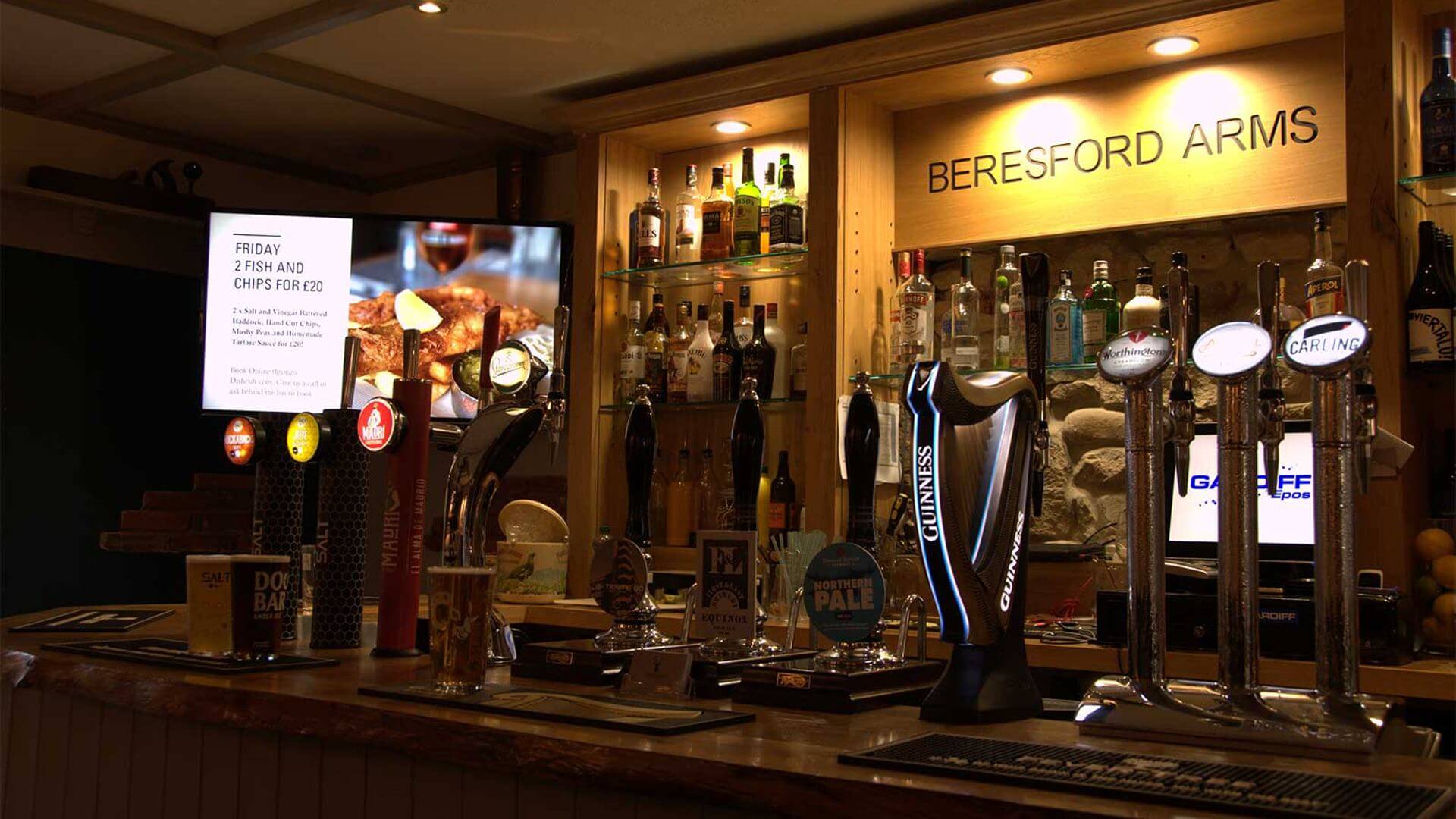 beresford-arms-bar