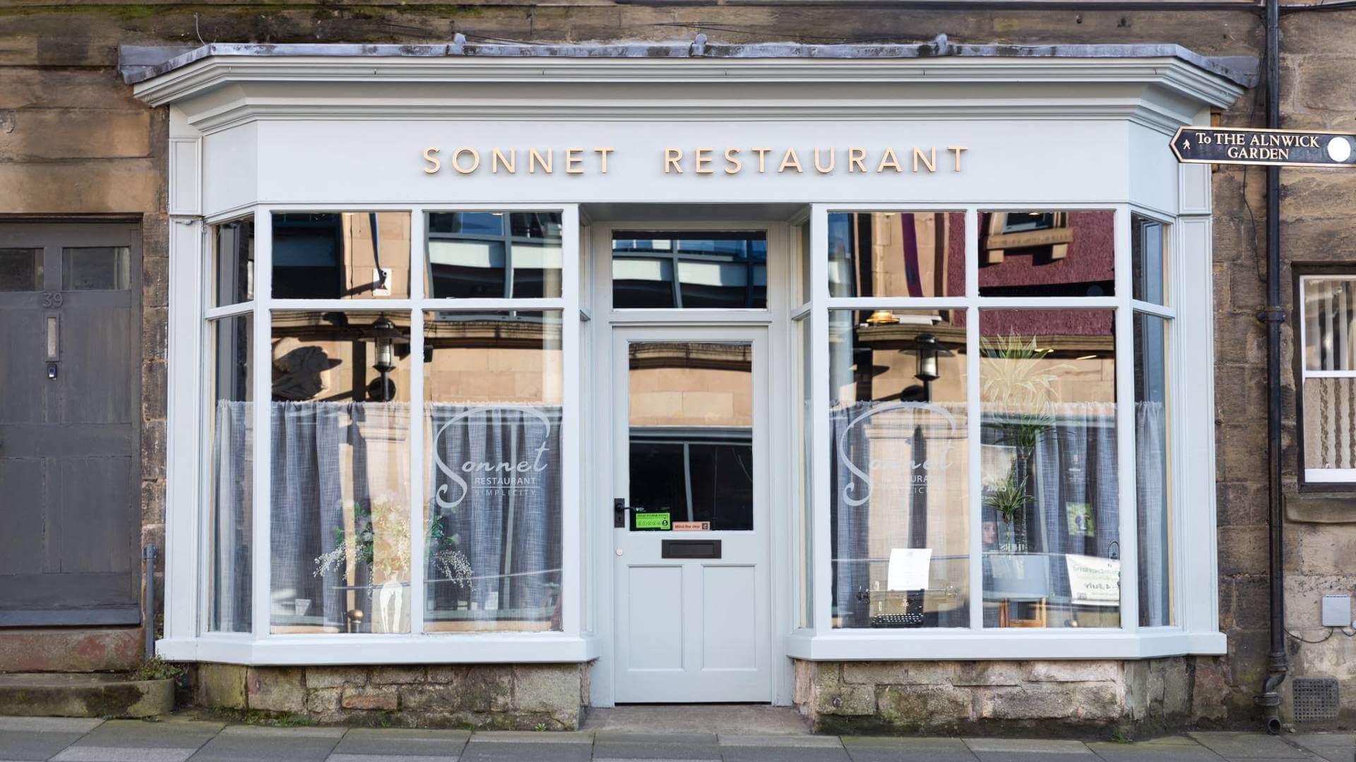 Outside Sonnet