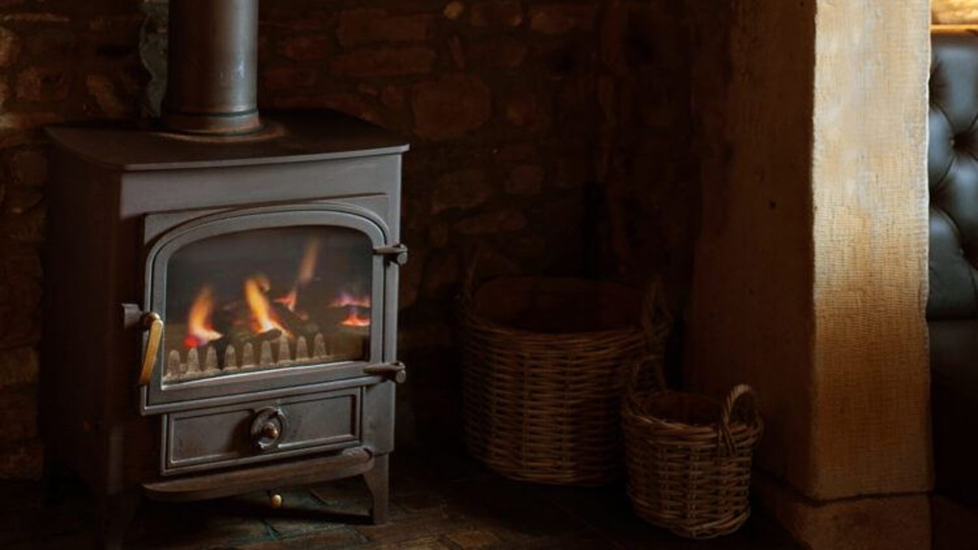 the-lord-crewe-fireplace