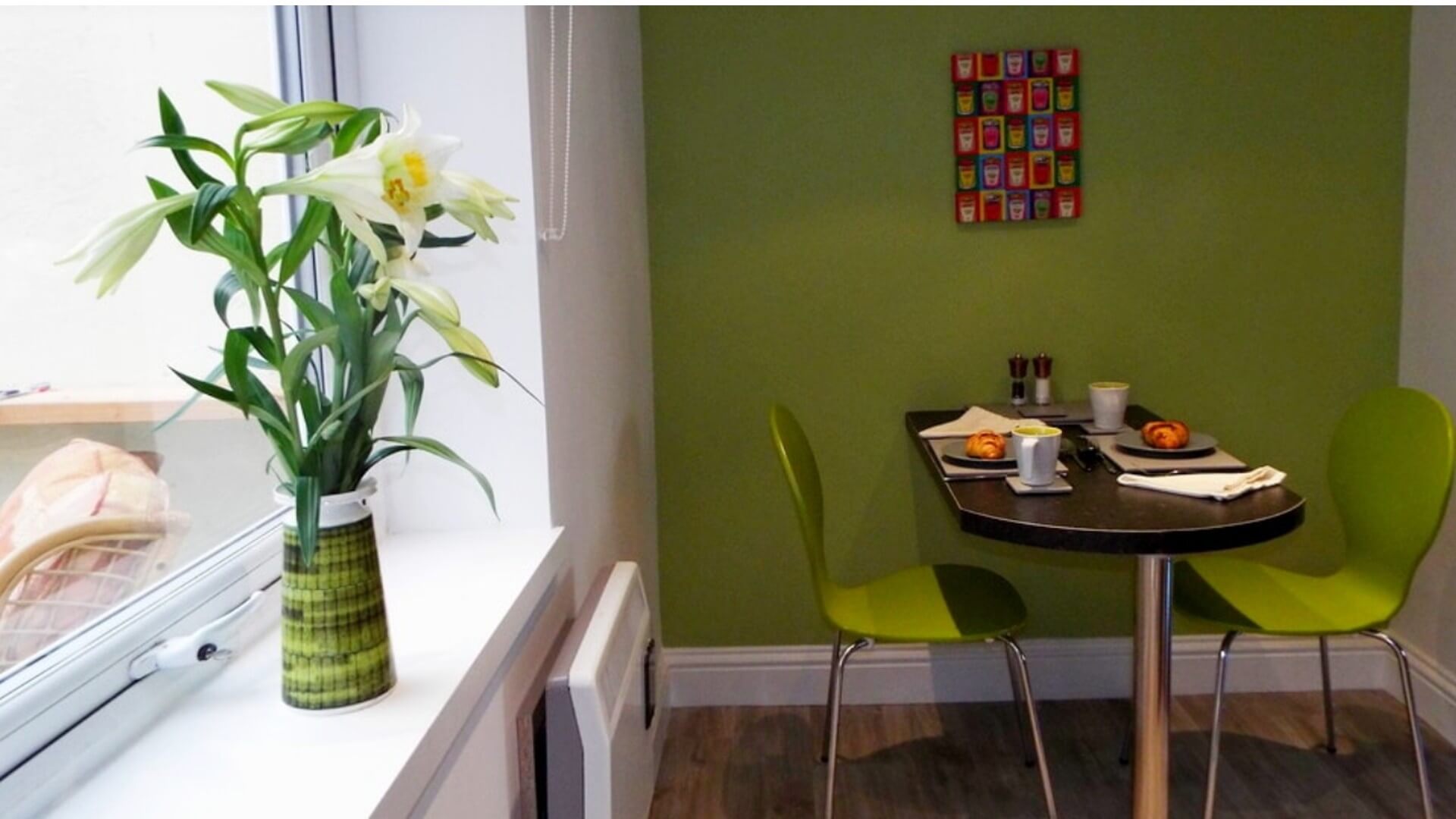 Templars Cottage dining