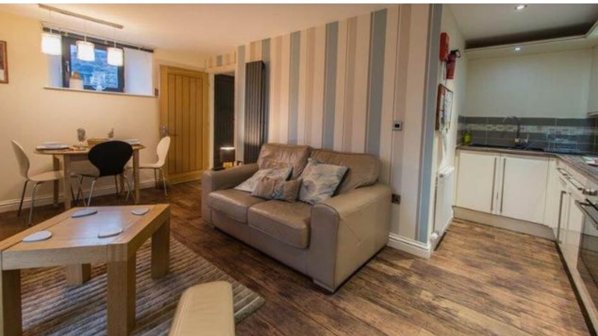 Templars Cottage lounge