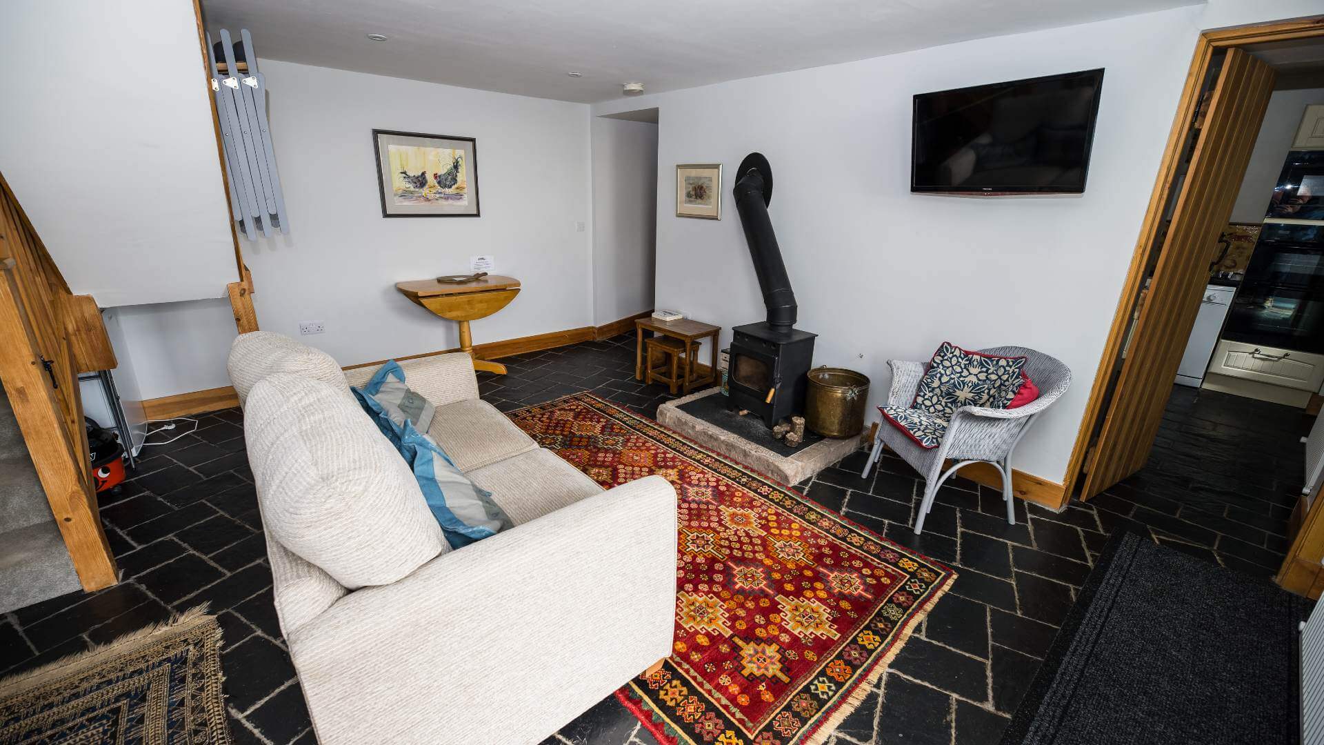 cookoo-cottage-living-room