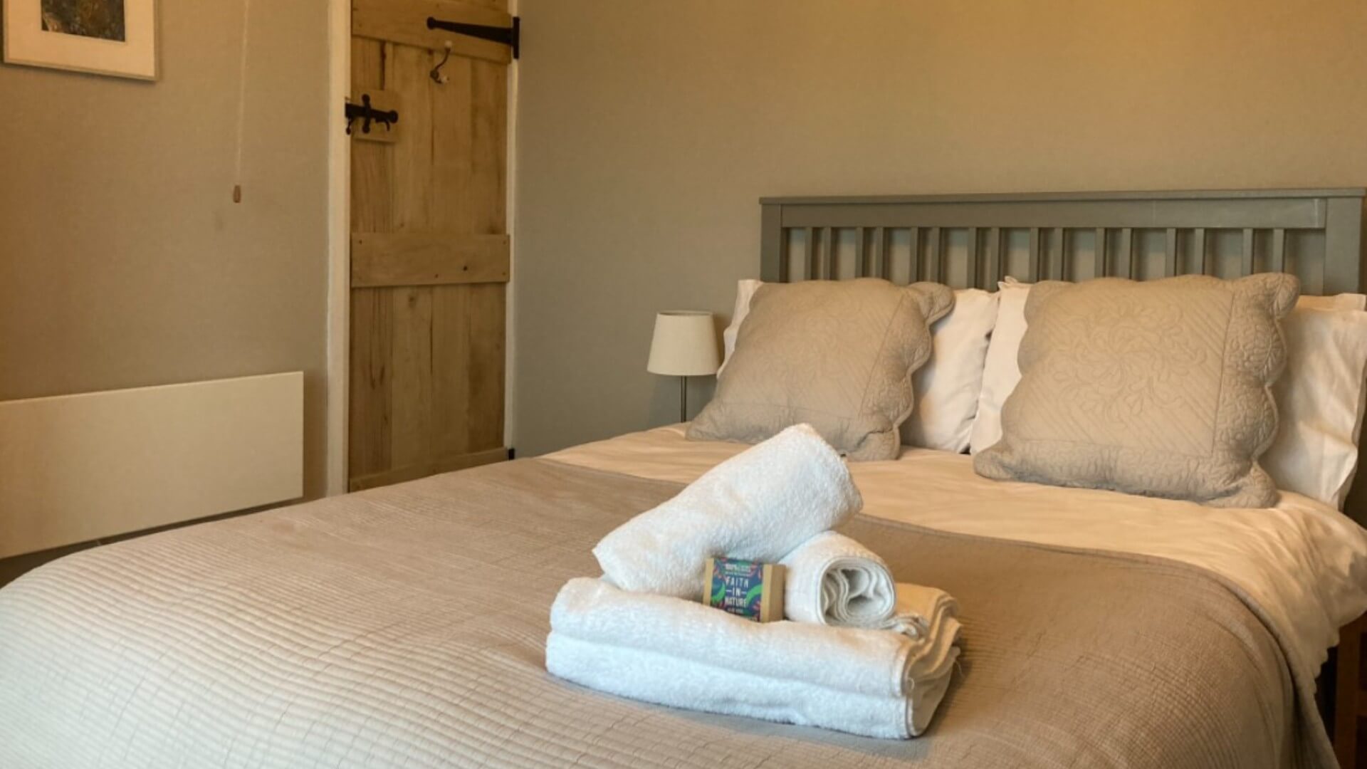 KC08 - Double bedroom