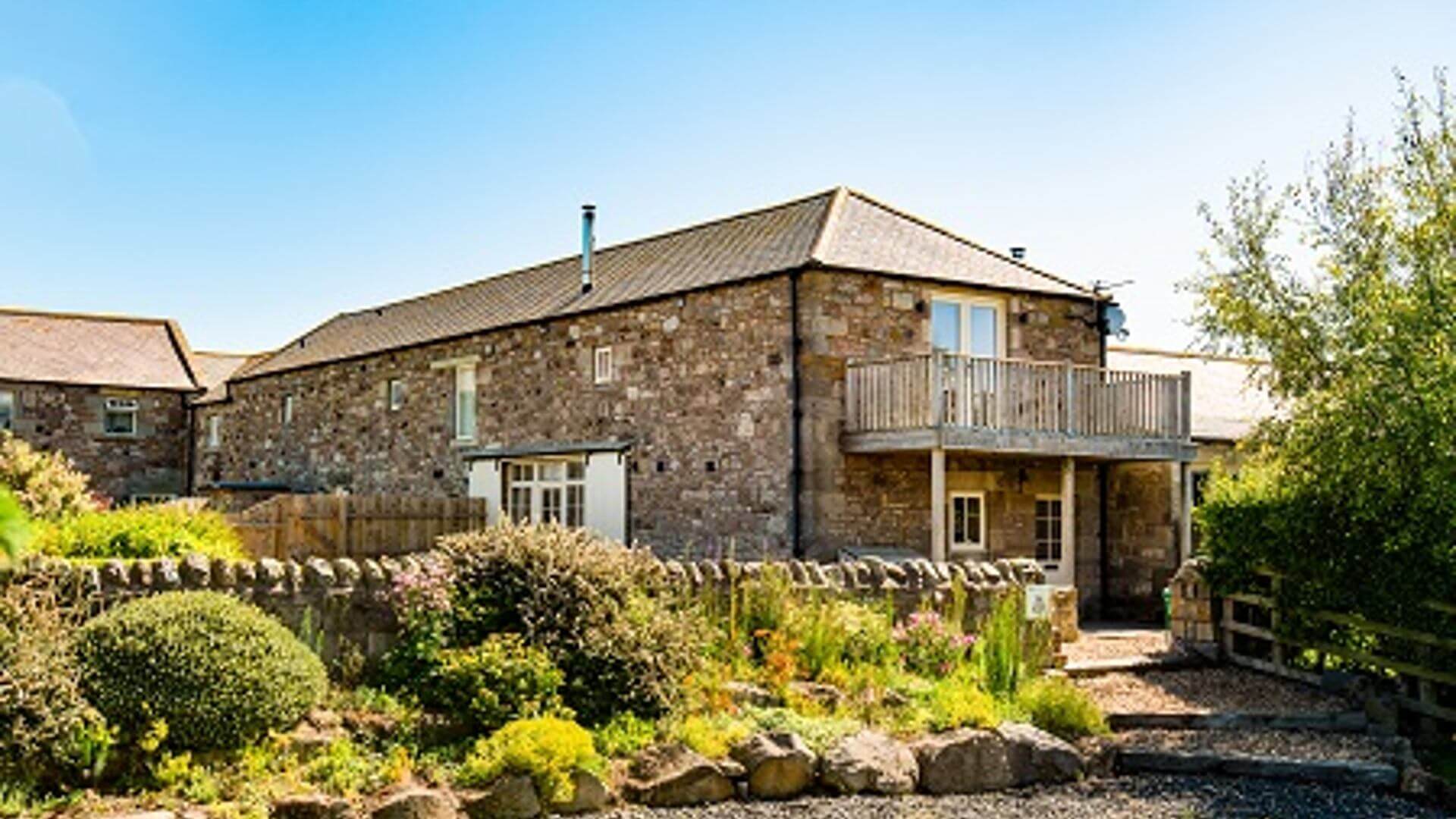 springhill-farm-cottages-long-barn