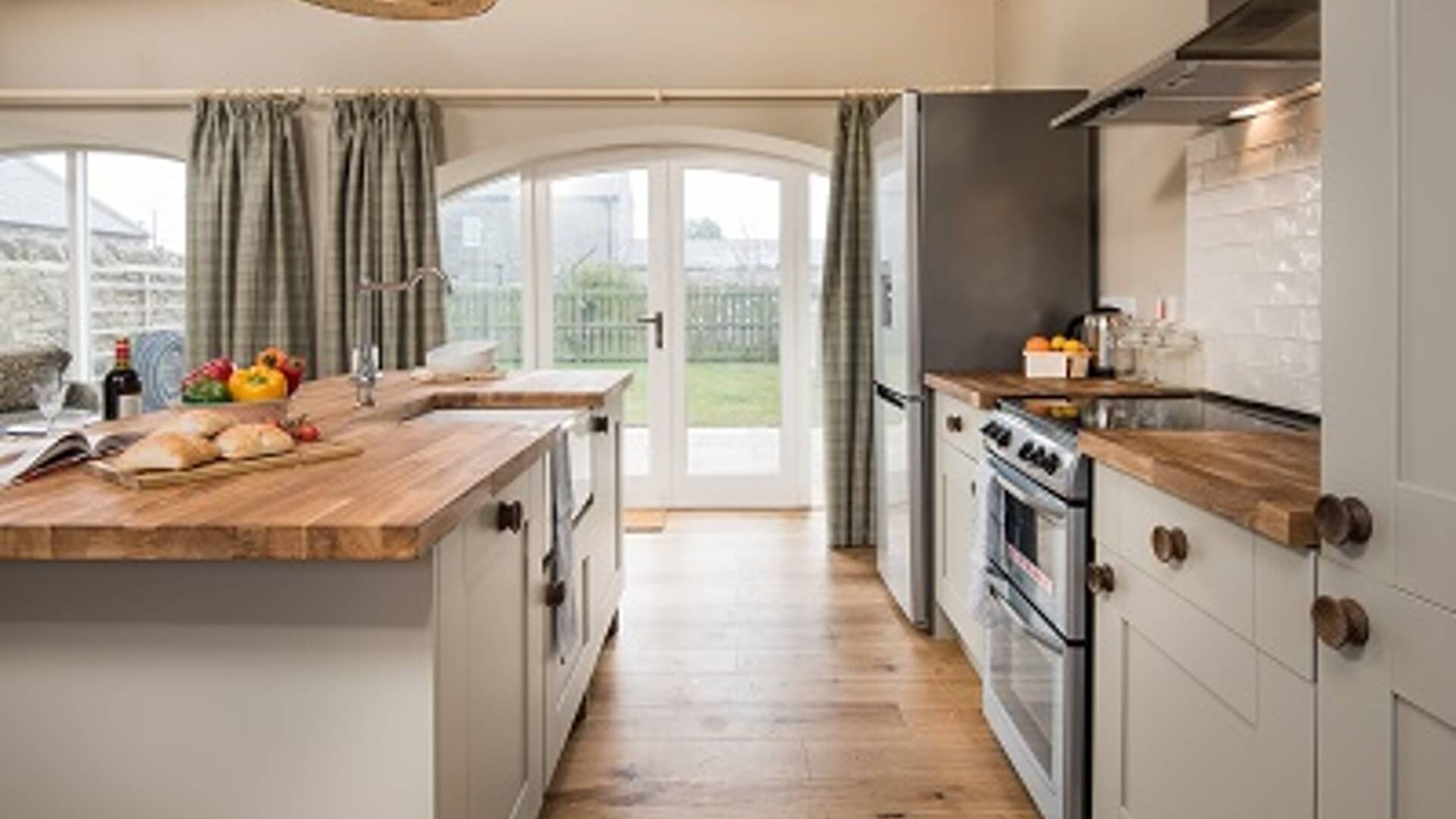 springhill-farm-cottages-kitchen
