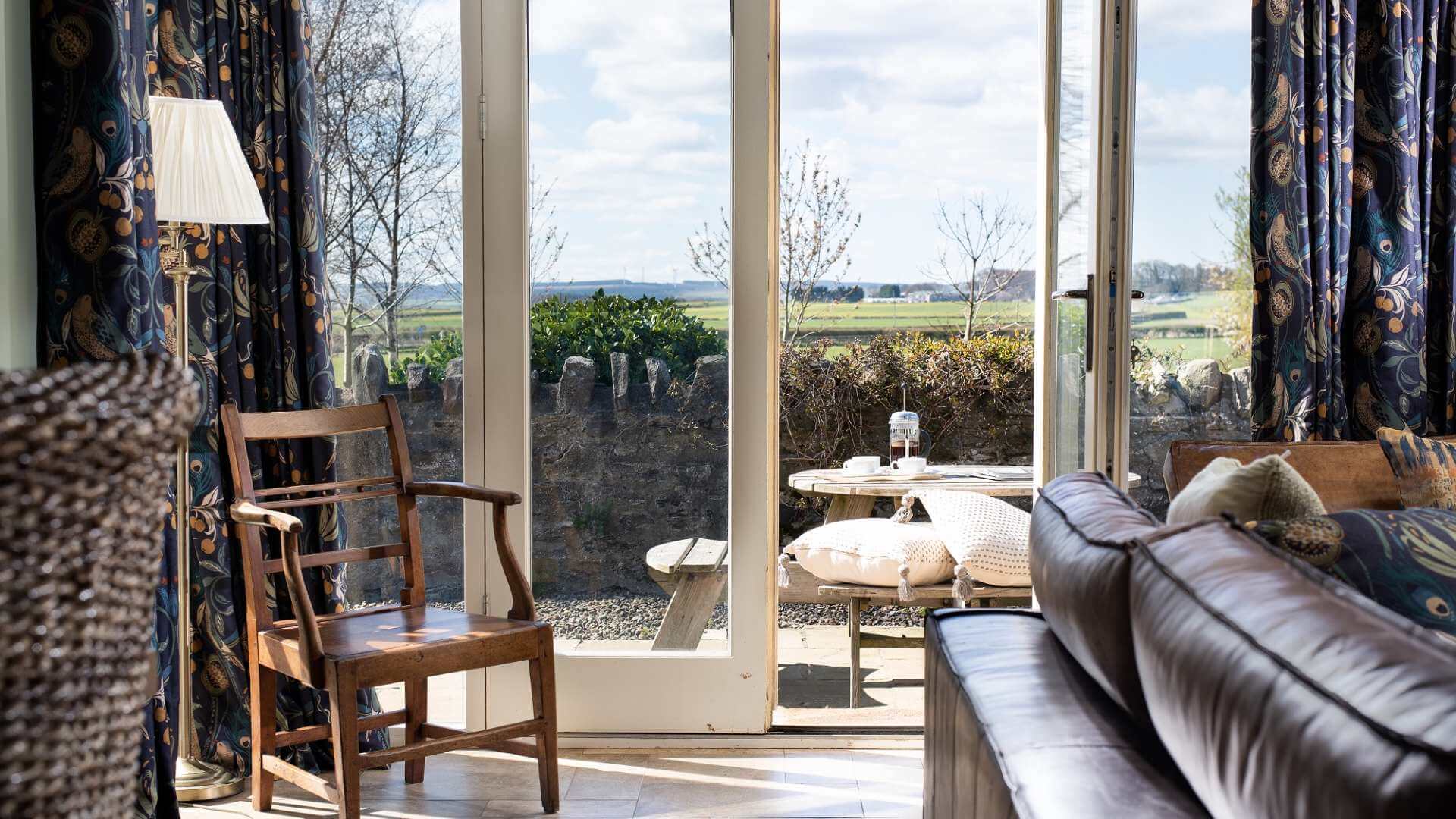 springhill-farm-cottages-living-area