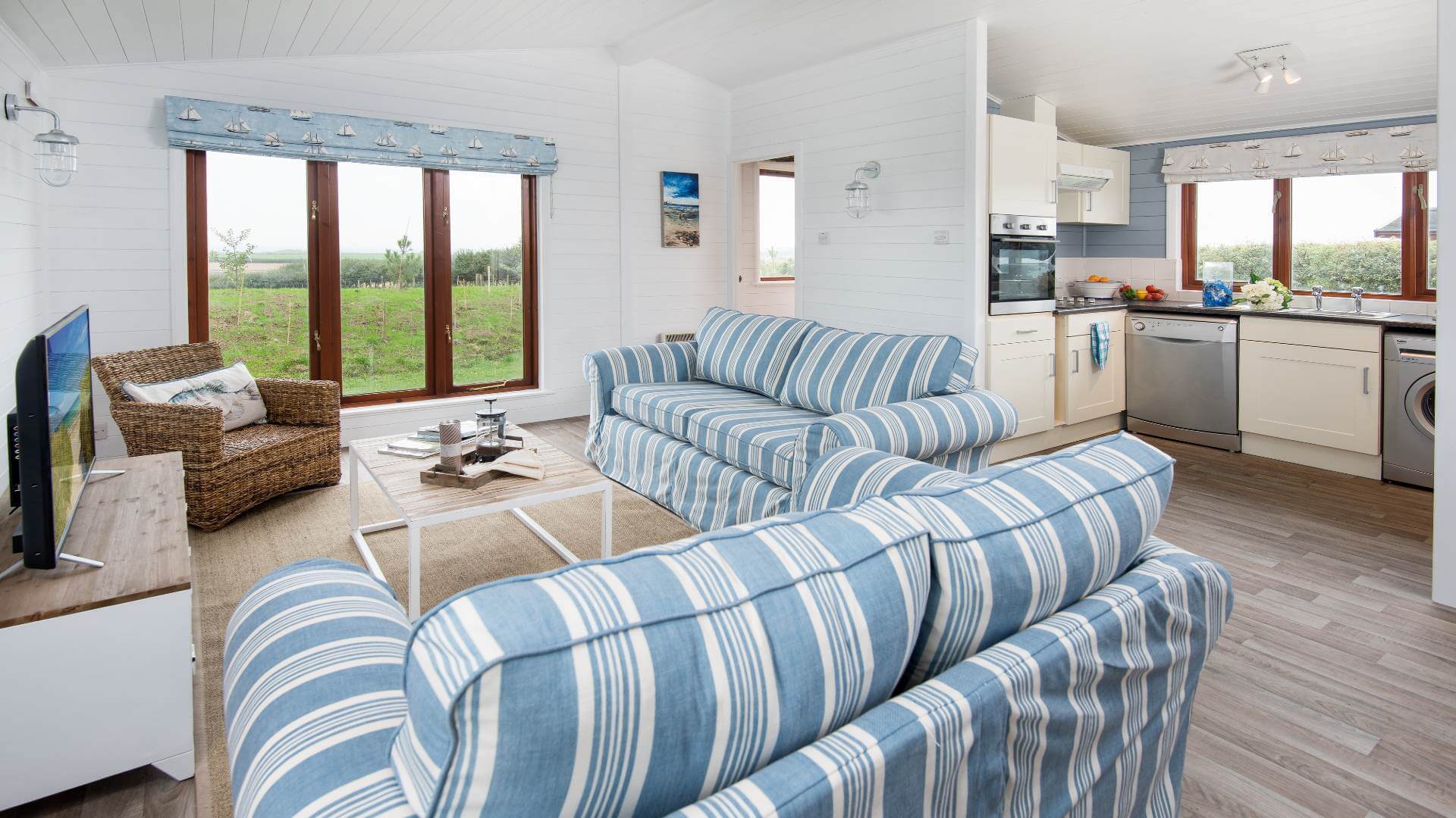 north-lodge-interior