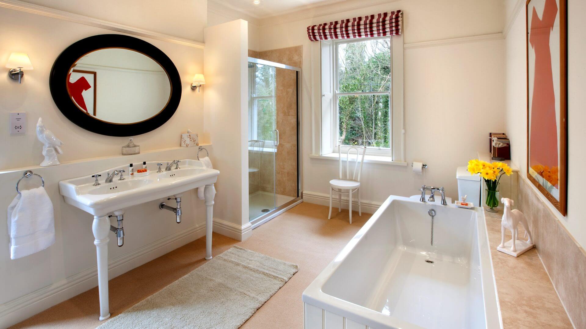 brunton-house-bathroom