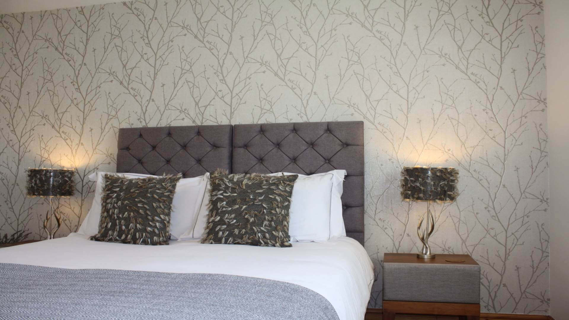 the-old-school-second-bedroom