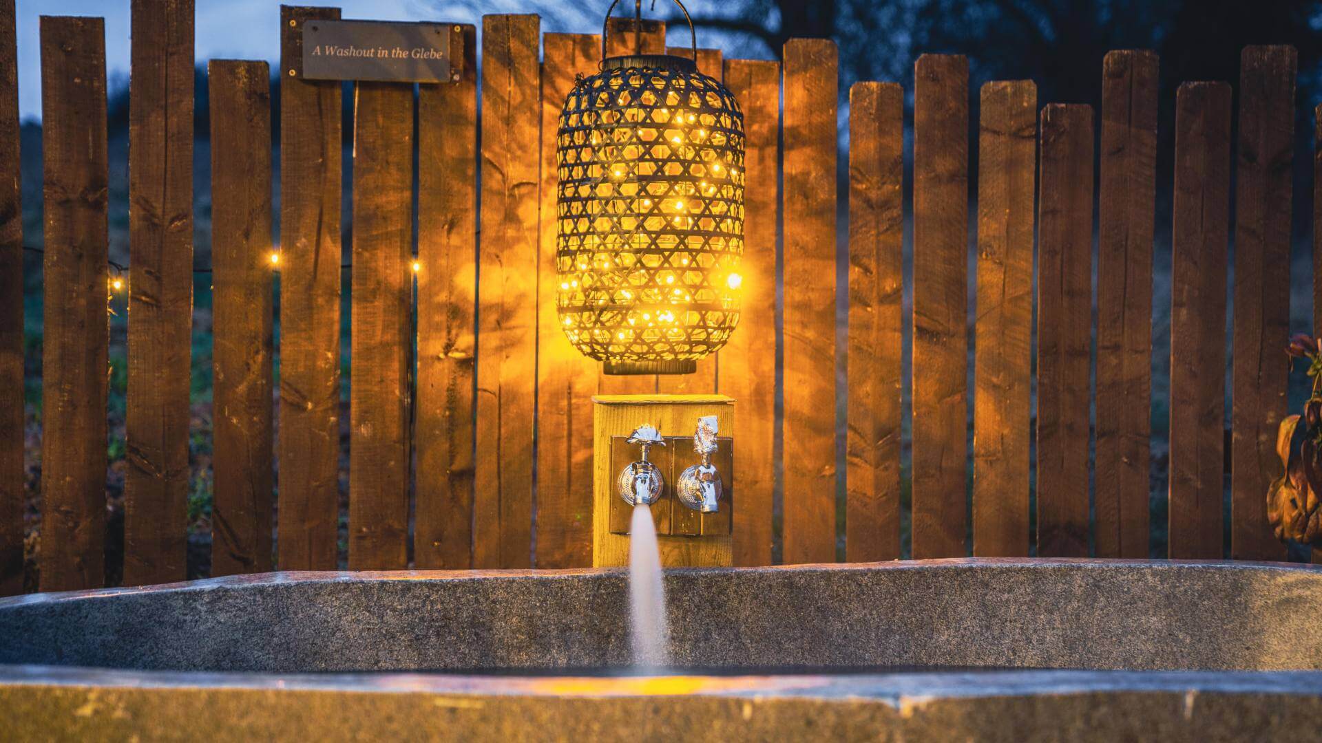 the-glebe-retreat-bath-night