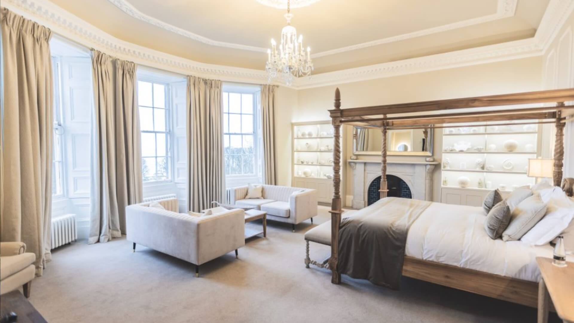 Honeymoon suite