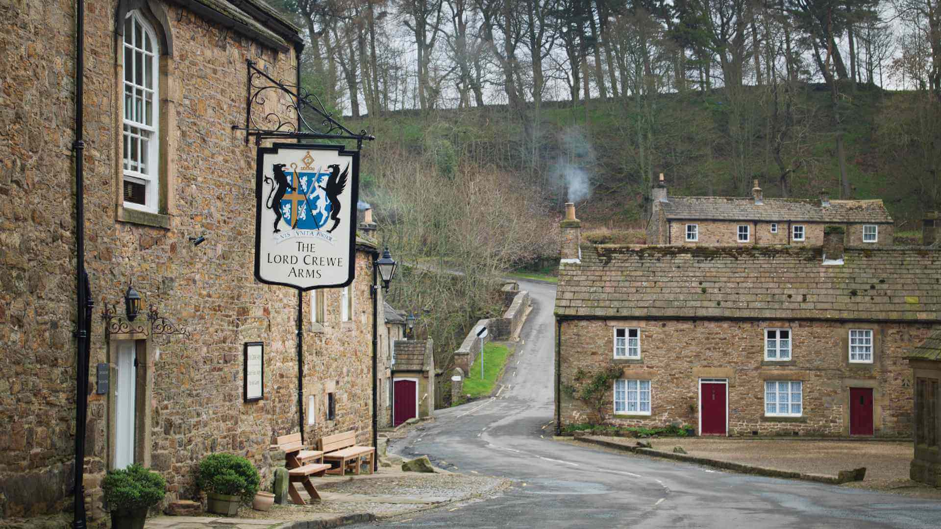 Lord Crewe Arms entrance