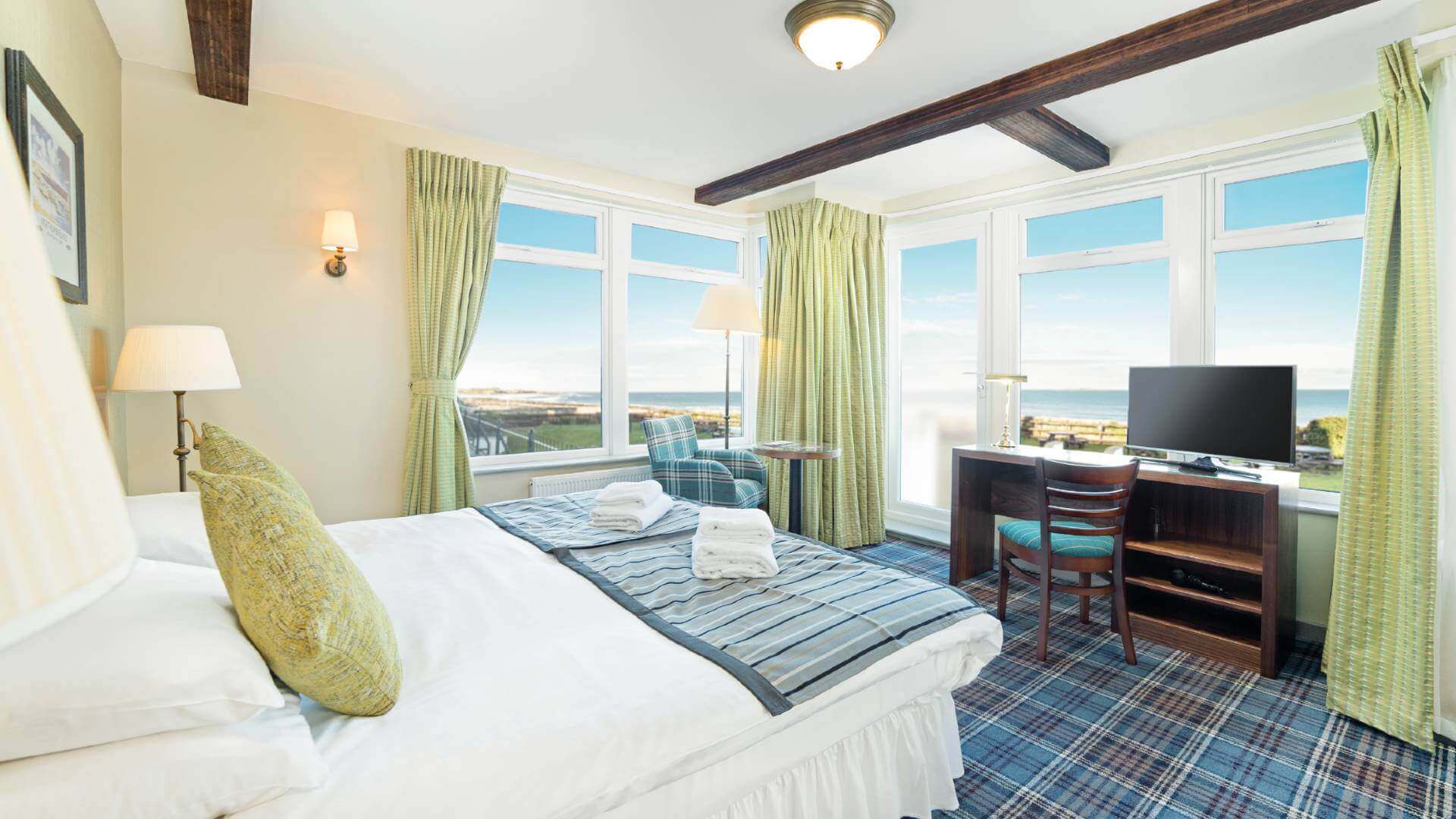 Premium sea view room 