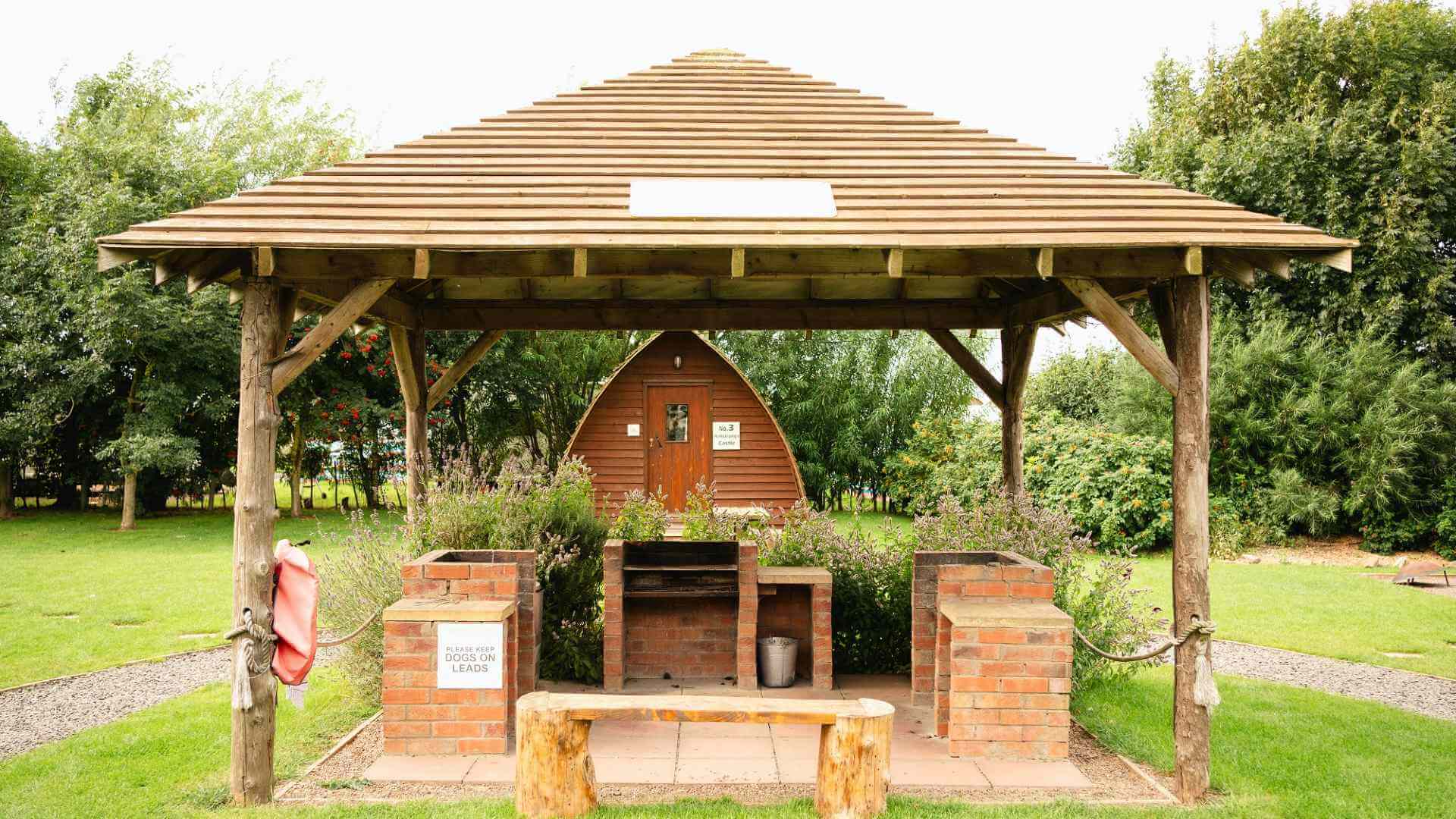 springhill-farm-barbecue