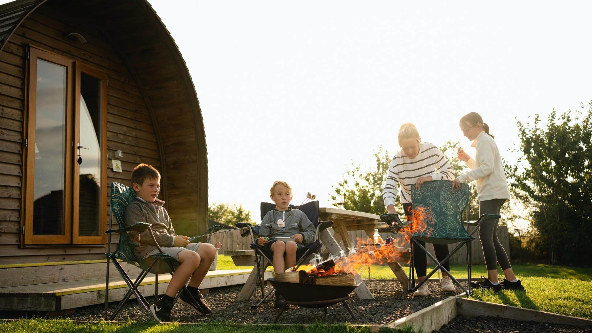 springhill-farm-wigwams-fire