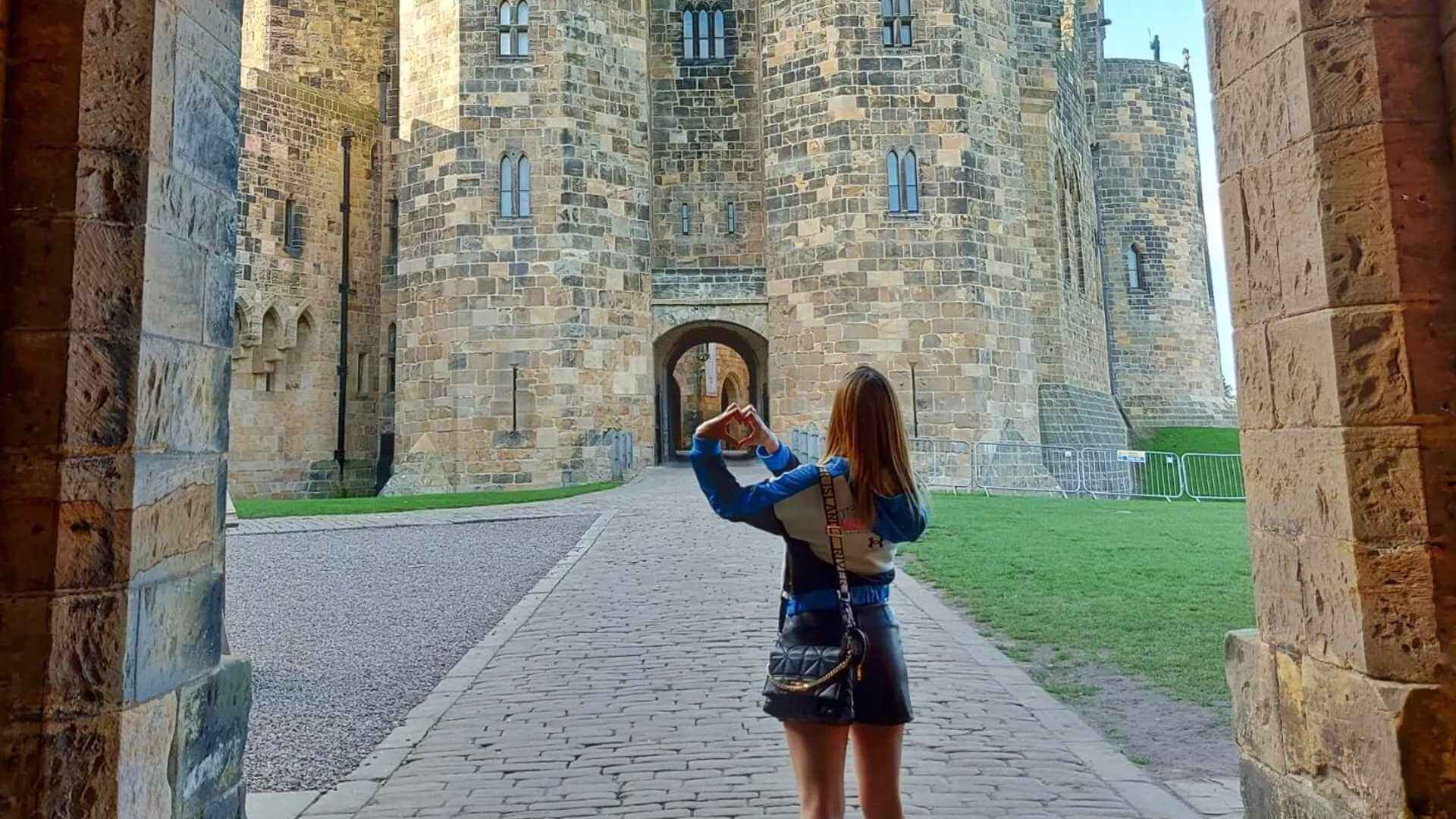 Visitor at Alnwick Castle