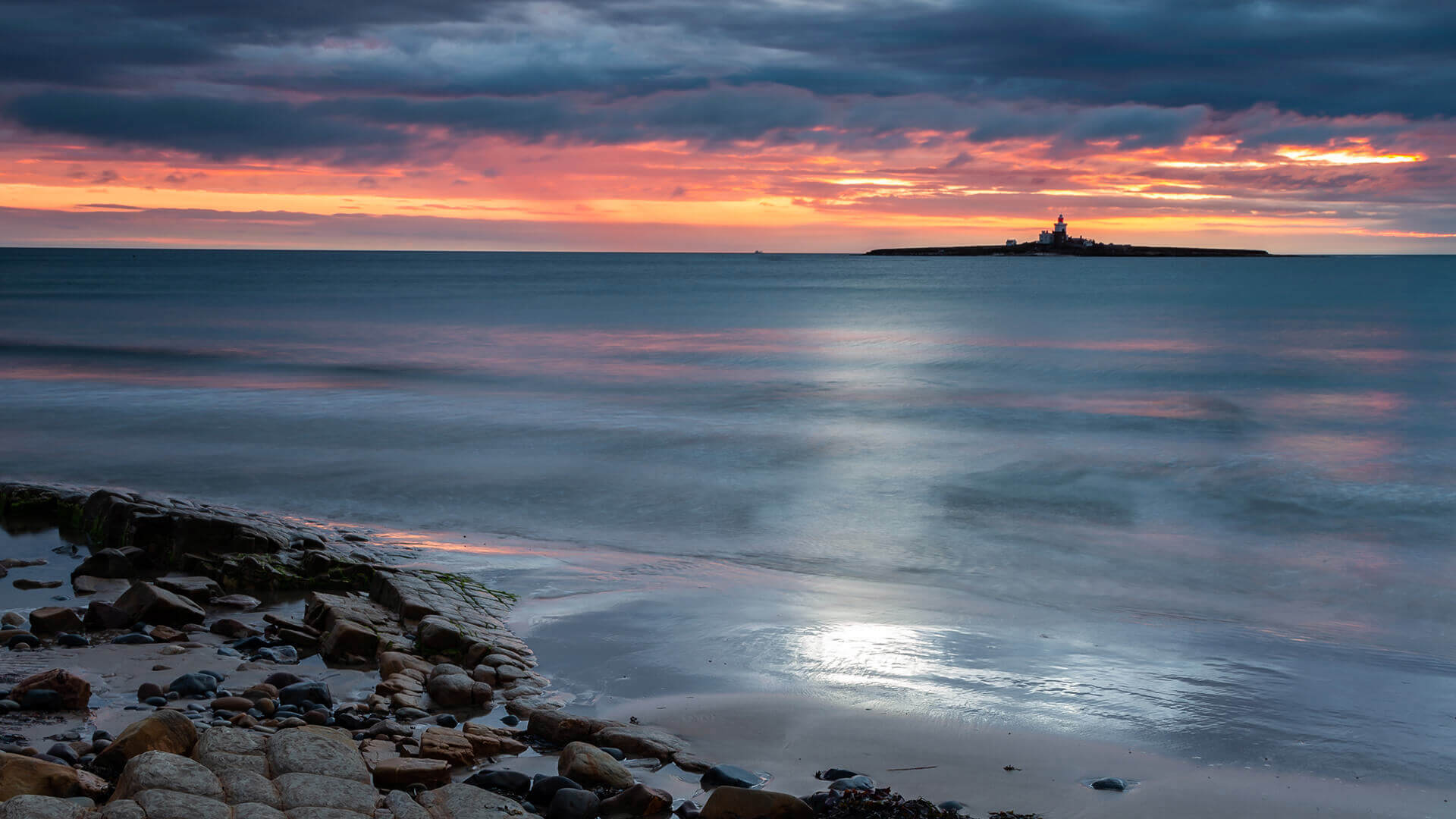 Islands-Coquet-island-HERO