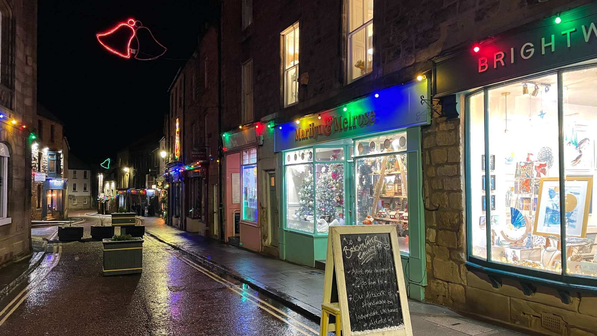 Unlock offers and experiences in Alnwick