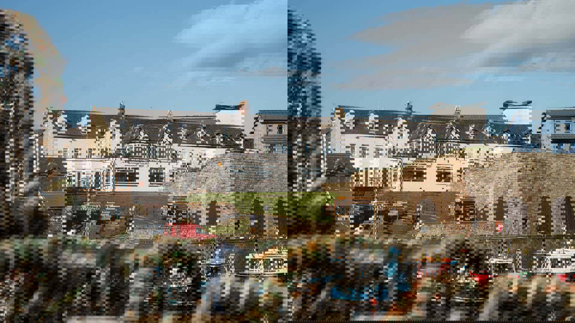 Bamburgh-castle-inn-exterior_1