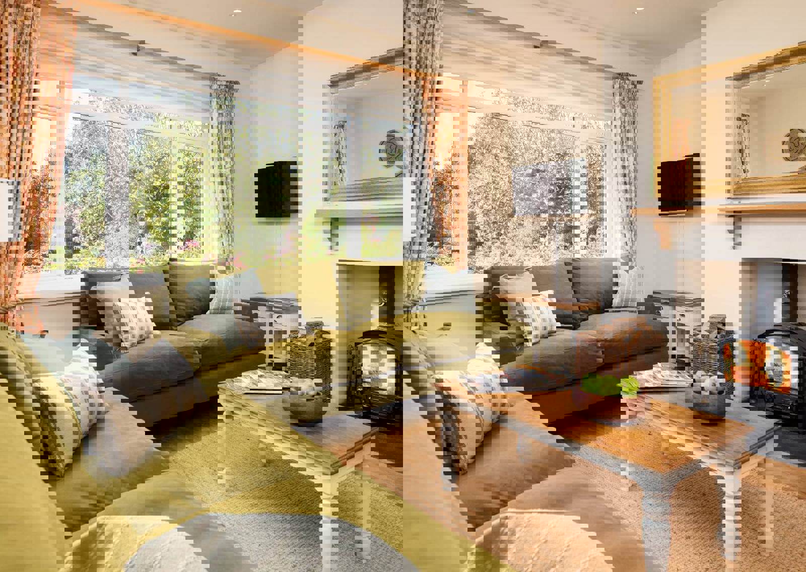 Tiptoe-Retreat-Orchard-Sitting-Room