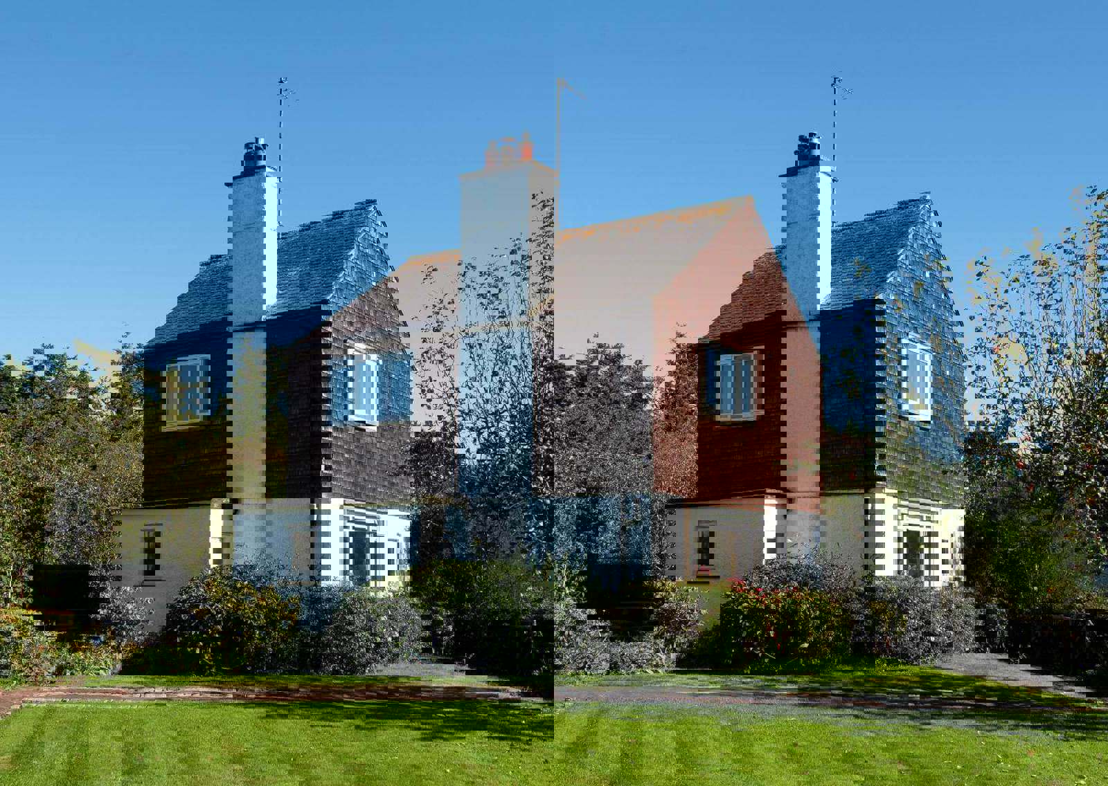 Tiptoe-Retreat-Orchard-Exterior