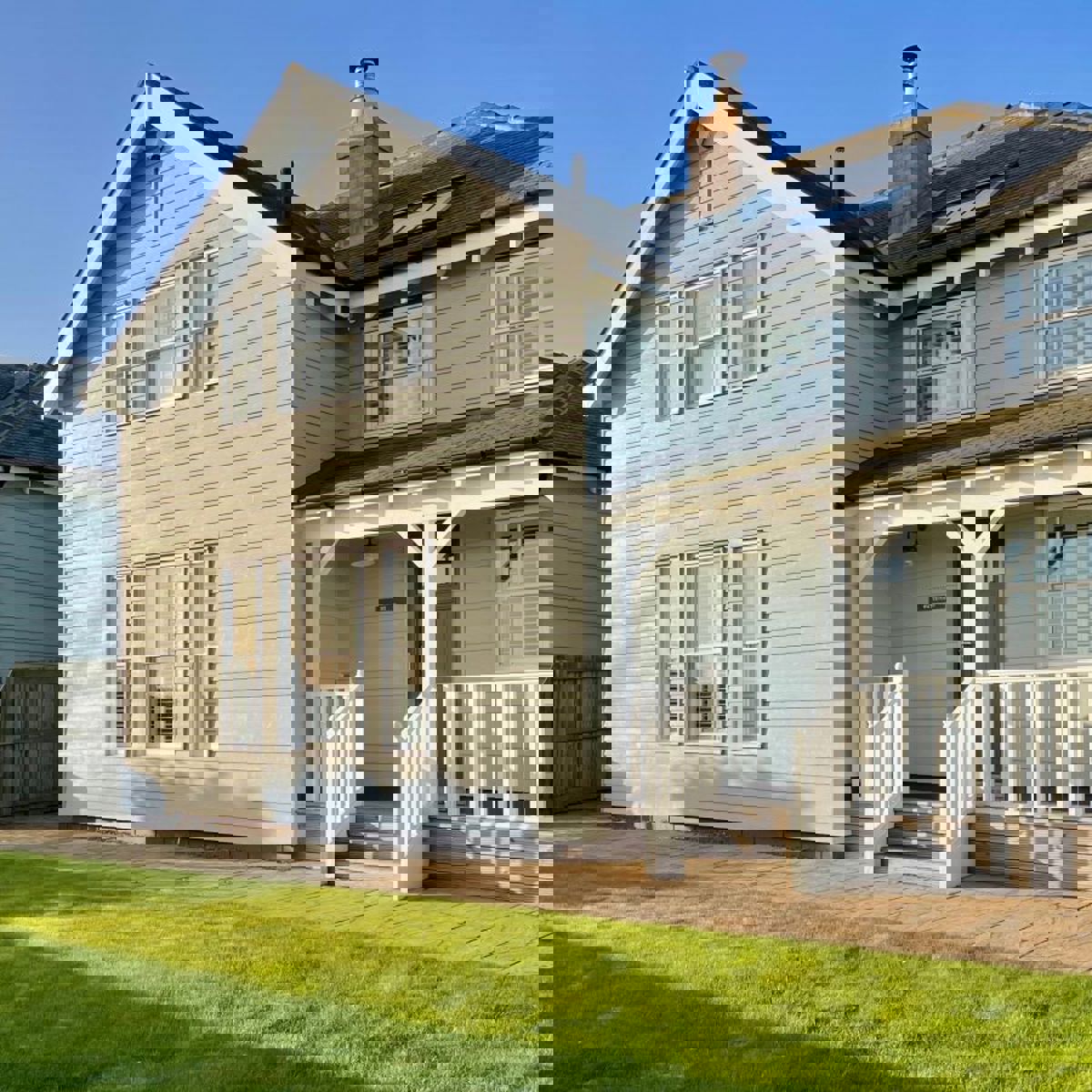 vn-large-The-front-of-Waterford-