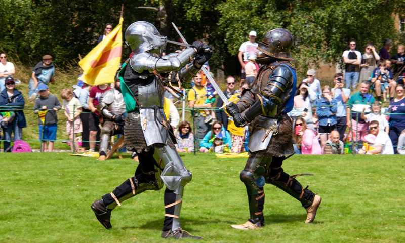 knights-tournament-warkworth-castle