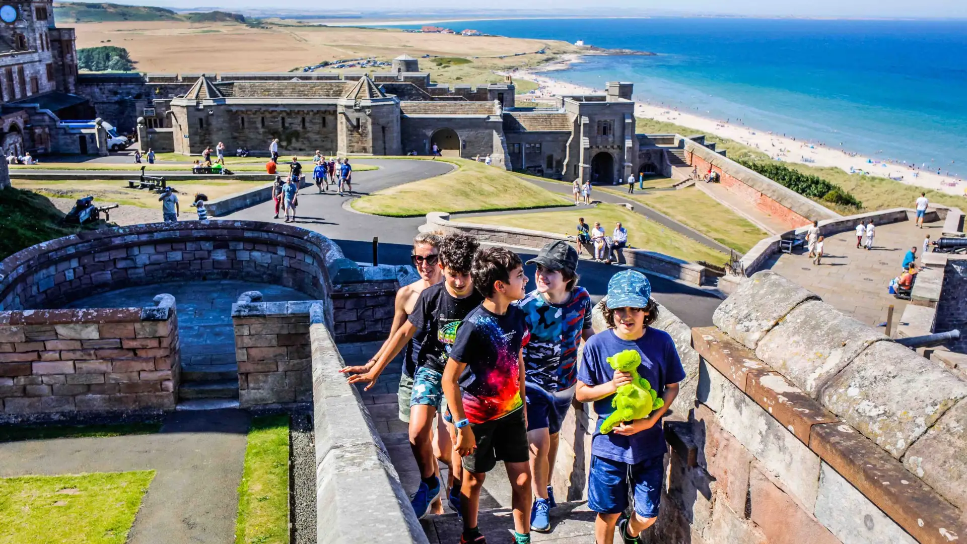 @bamburgh_castle
