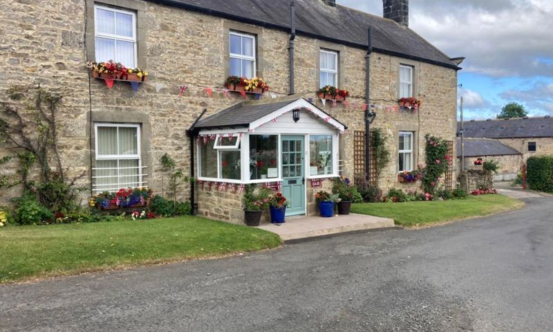 Hallbarns Main 2