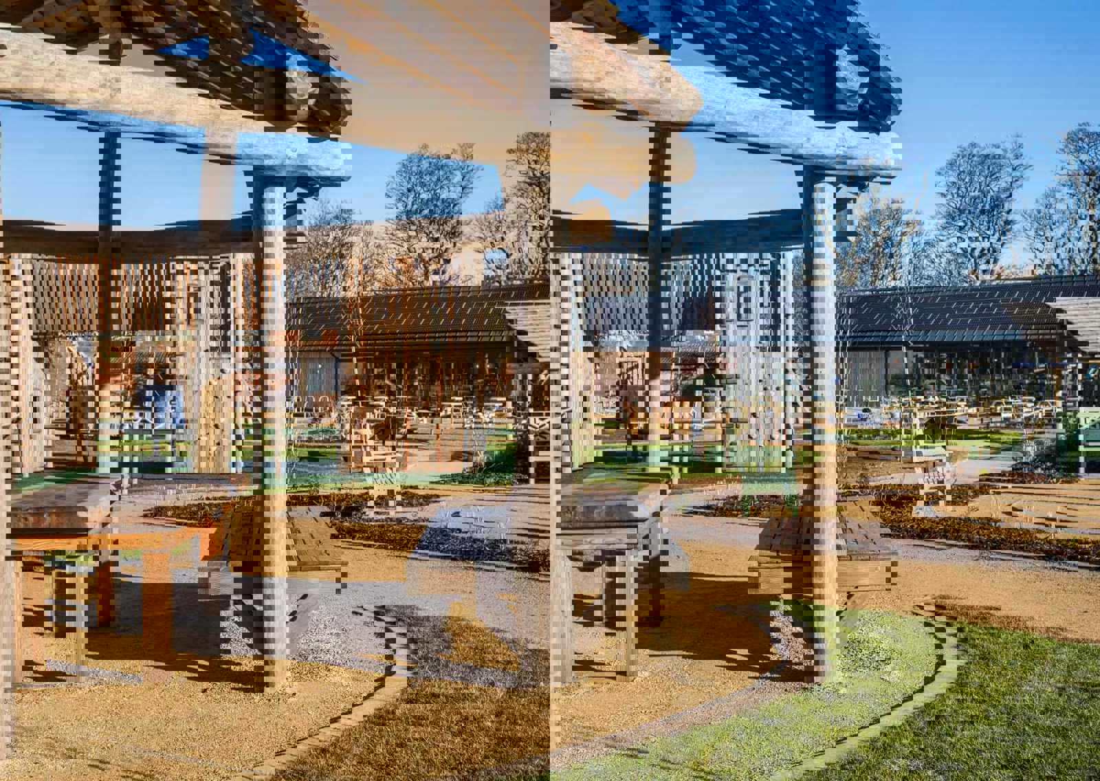 View-back-of-playground