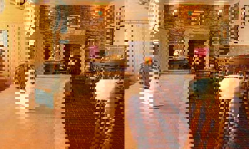 vn-large-Restaurant-at-Twice-Brewed-Inn.jpg