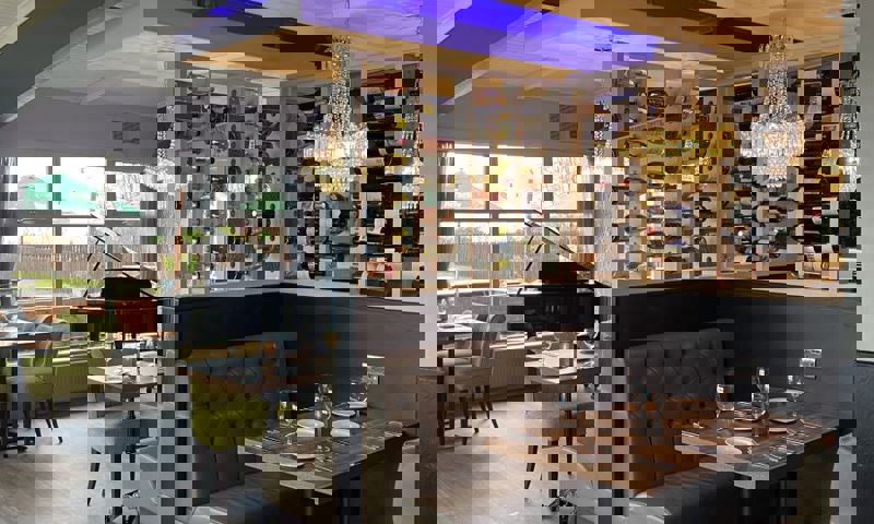 vn-large-The-Forest-Bar-Kitchen.jpg
