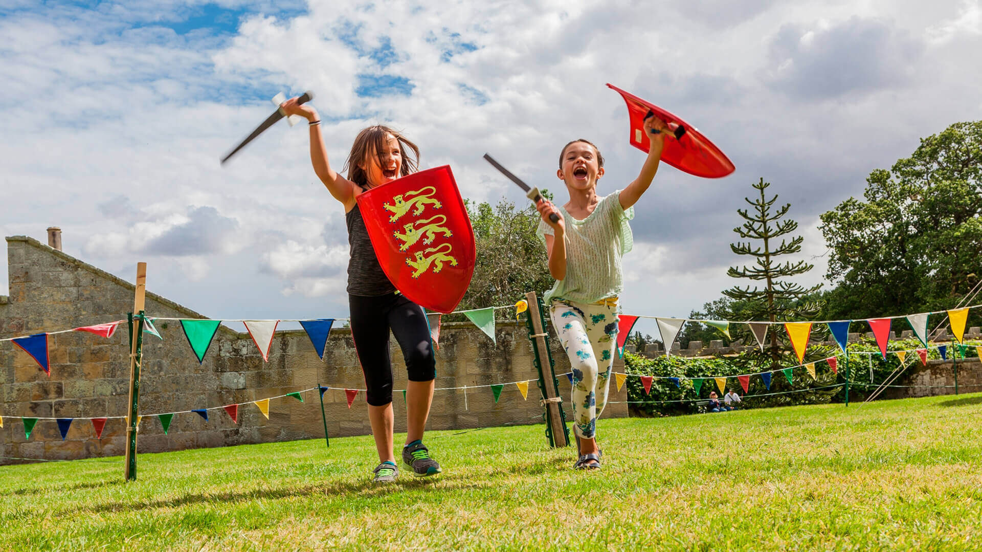 Summer-events-HERO-credit-English-Heritage.jpg