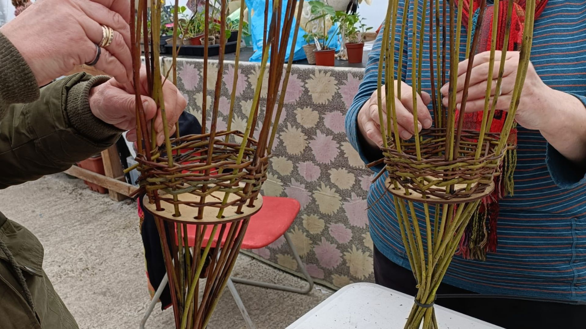 The Hearth Willow Feeders