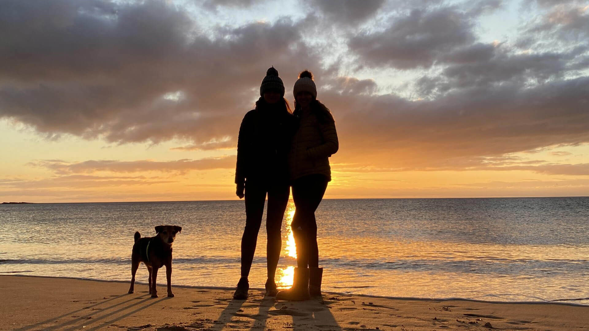 Scenic-Spots-Coast-AONB-HERO-credit-to-@harleyannx