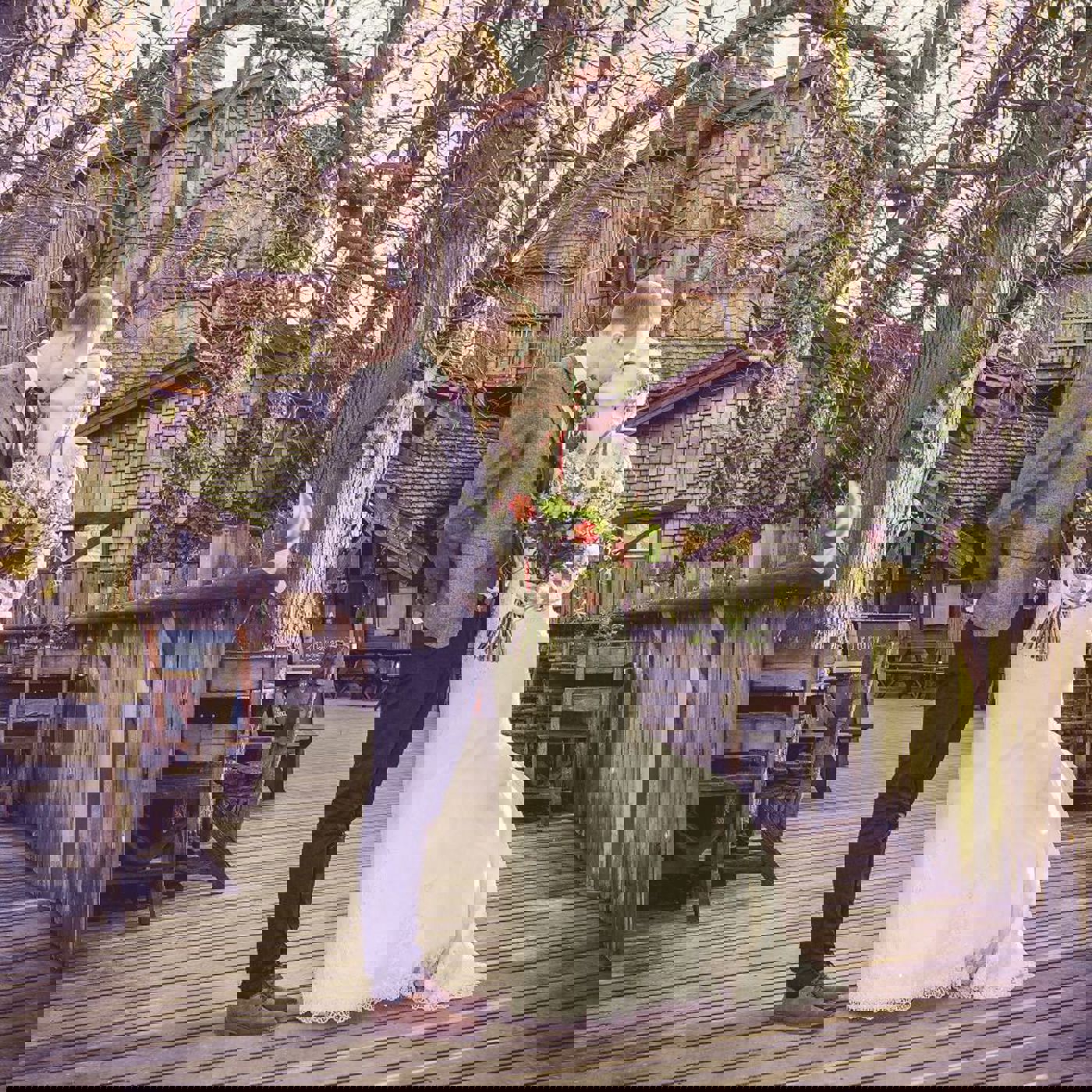 vn-large-Treehouse-Wedding-