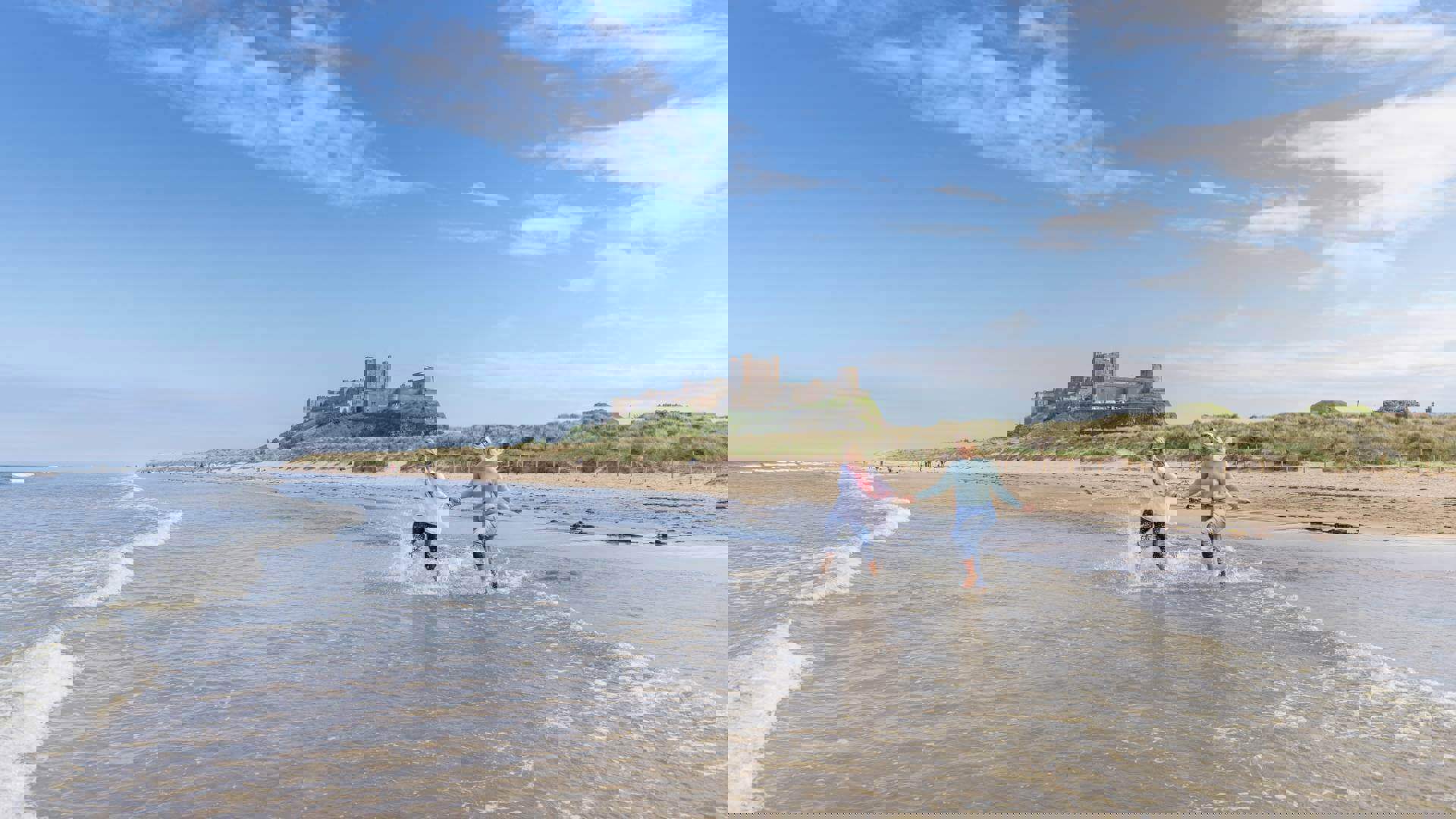 romantic-couple_credit_kevin-gibson