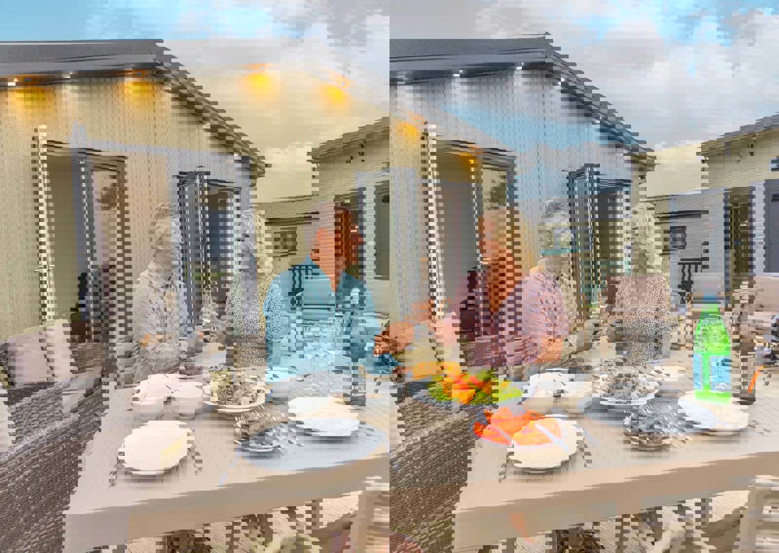 HG-Outside-dining