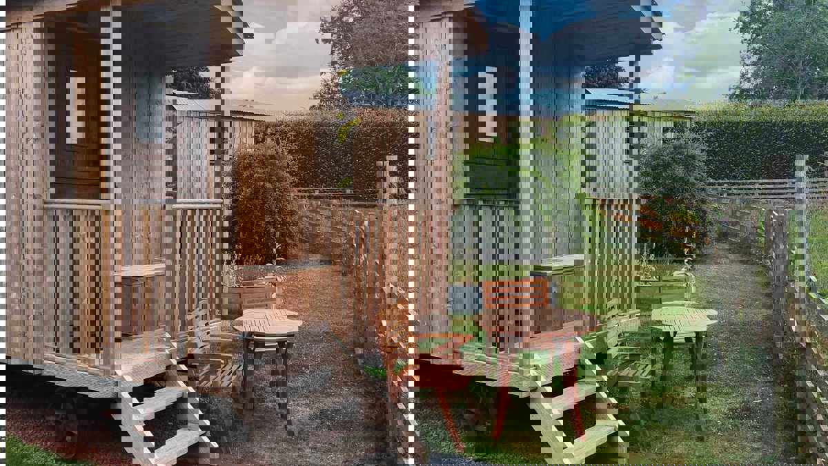 Pet-free-Shepherds-Hut