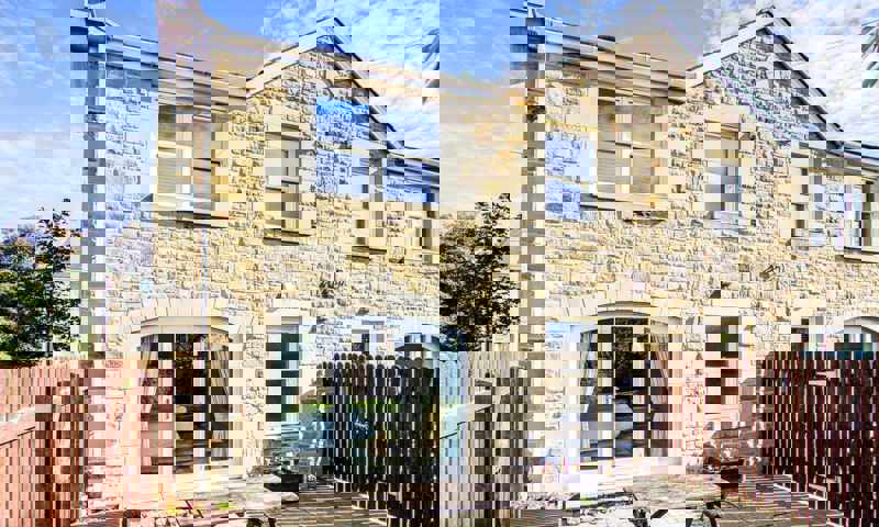 18-Outside-back