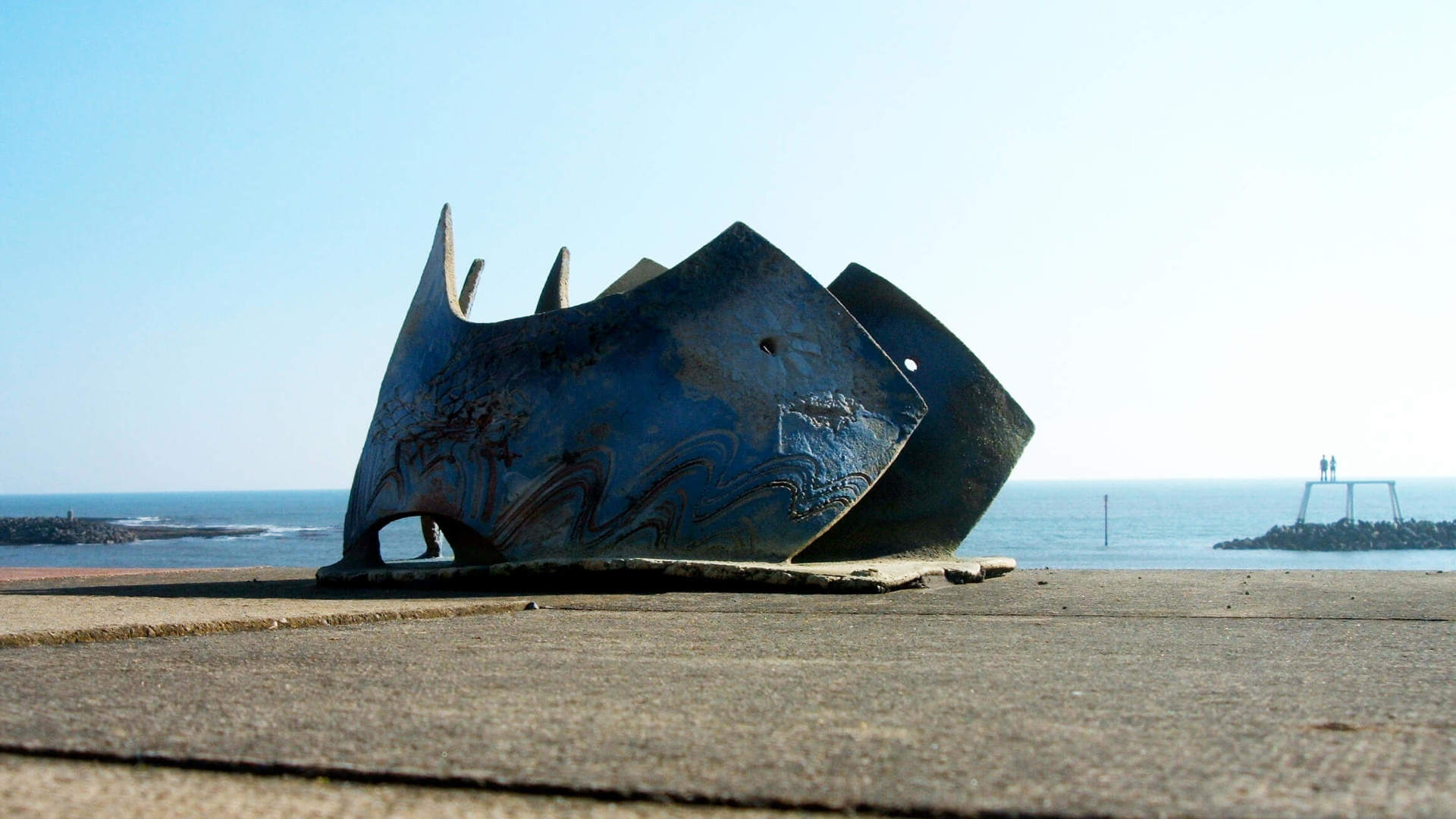 Walking-Newbiggin-art-trail-HERO