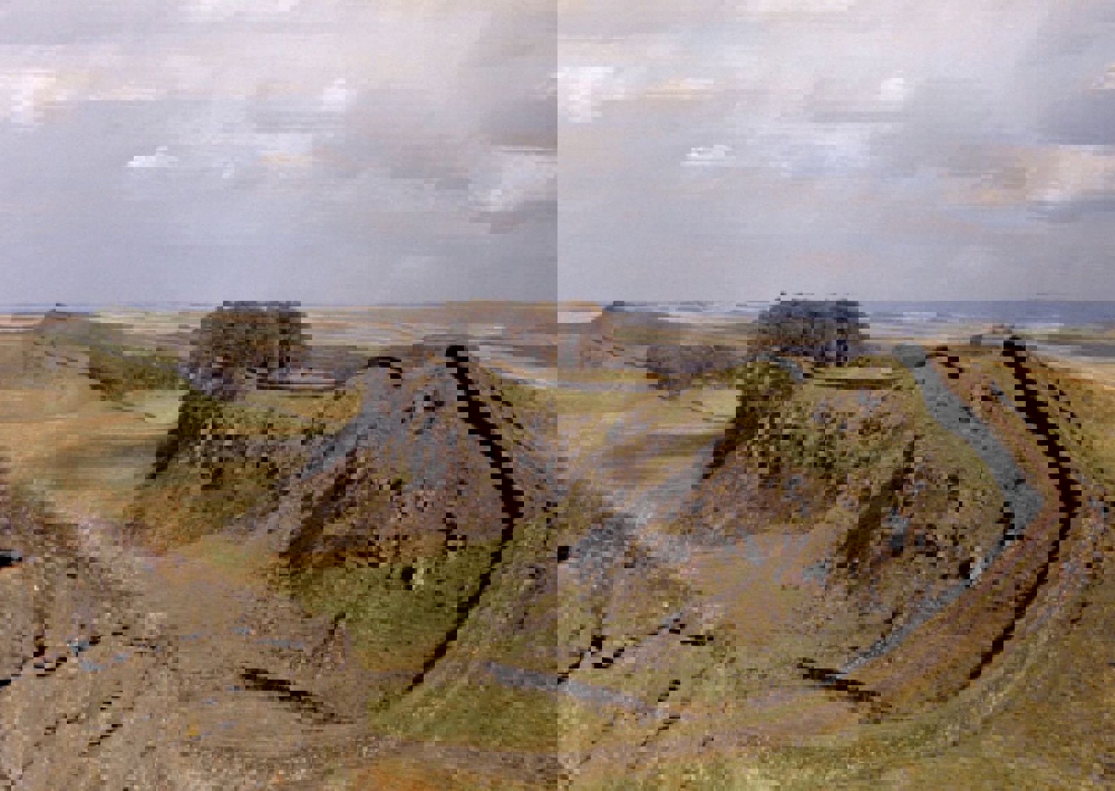 vn-large-Hadrian-s-Wall.jpg
