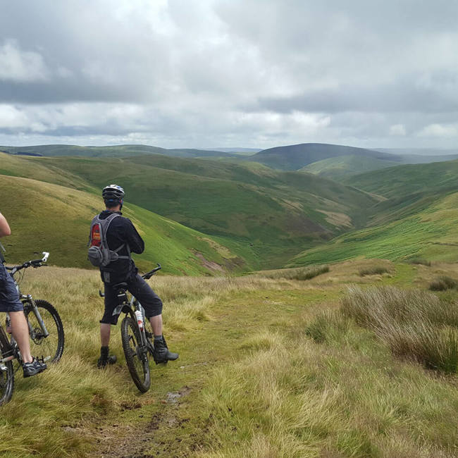 cycling-cycling-services-HERO-credit-Chris-Hartnell