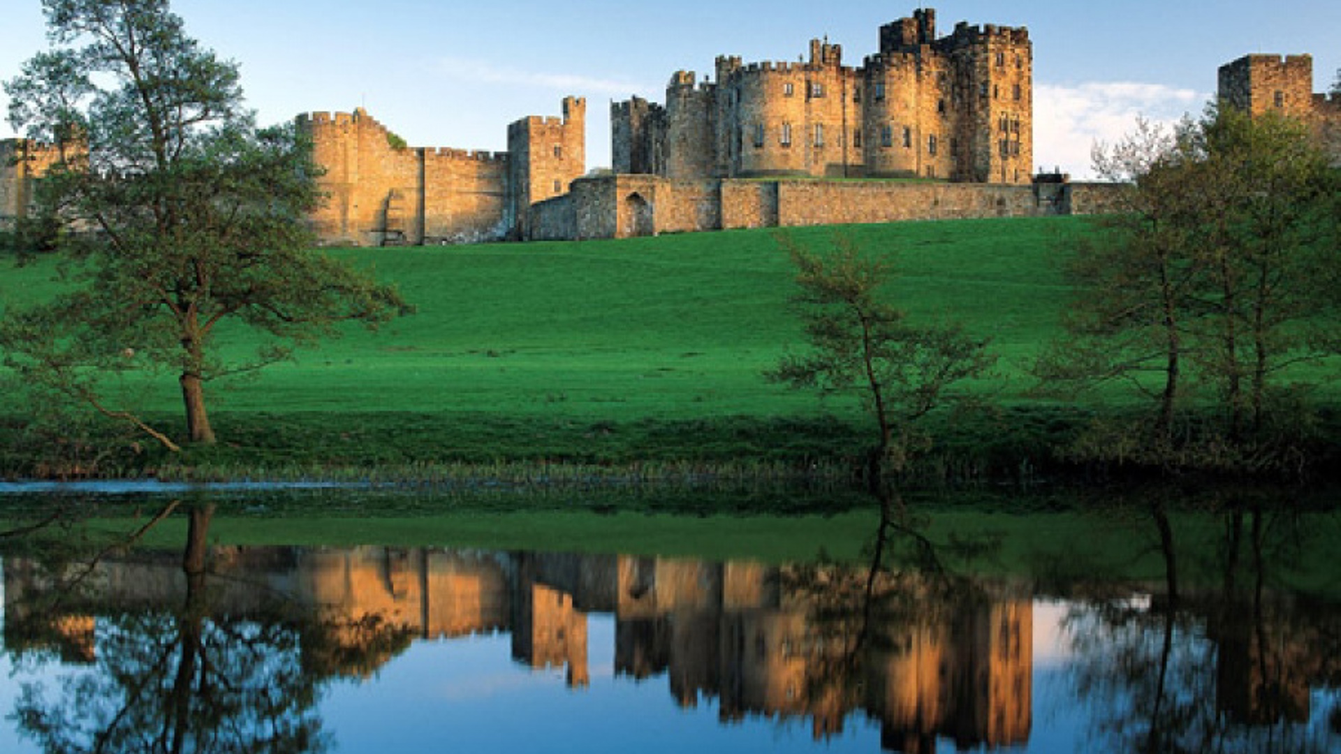 vn-large-alnwick-castle