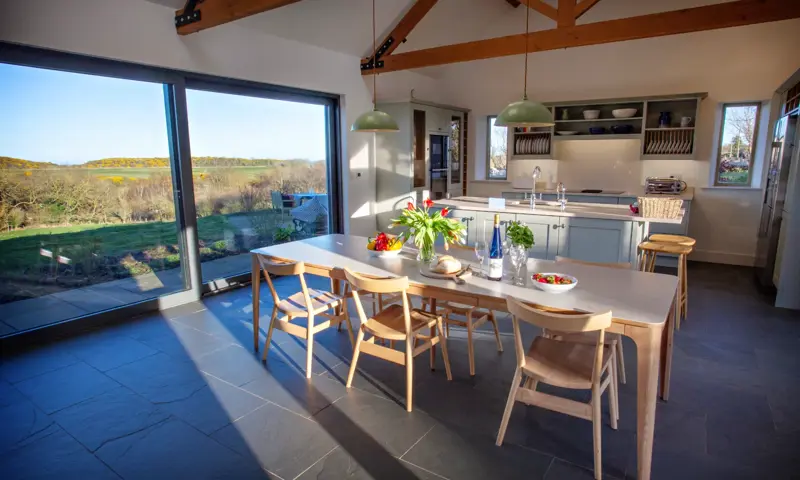 Beach And Quiet Hero 2026